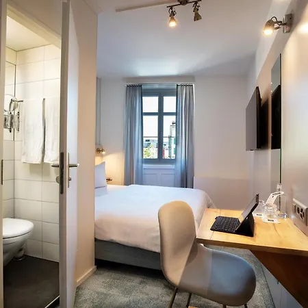 Hotel Krone By B_smart 3*